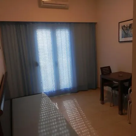 Glaros Aparthotel