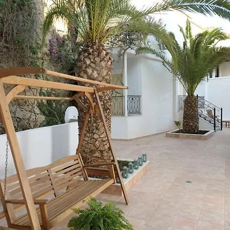 Aparthotel Glaros 2*